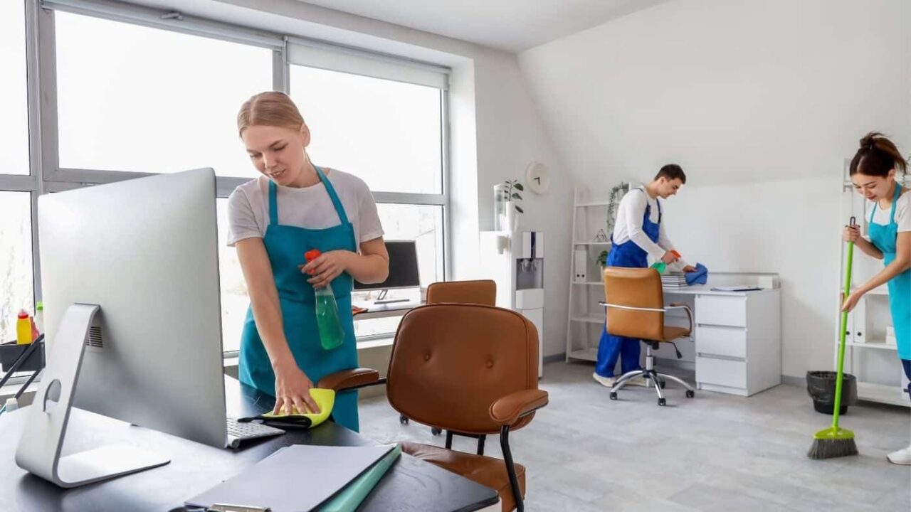 Ofis Temizliği Nasıl Yapılır?